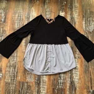 Babydoll Bell Sleeve Motherhood Maternity XL shirt